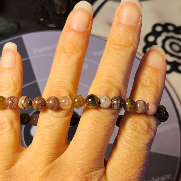 🌞 Mixed Tourmaline (6mm, Size 6.5) - Picture 3 of 3